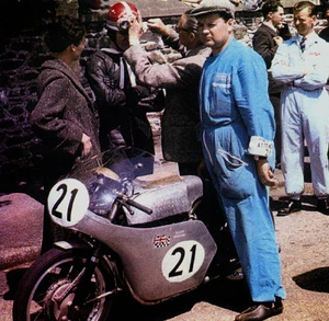 Paton 125 Mike Hailwood TT Isle of Man 1958 - motorcycle photo racing photograph - Picture 1 of 1