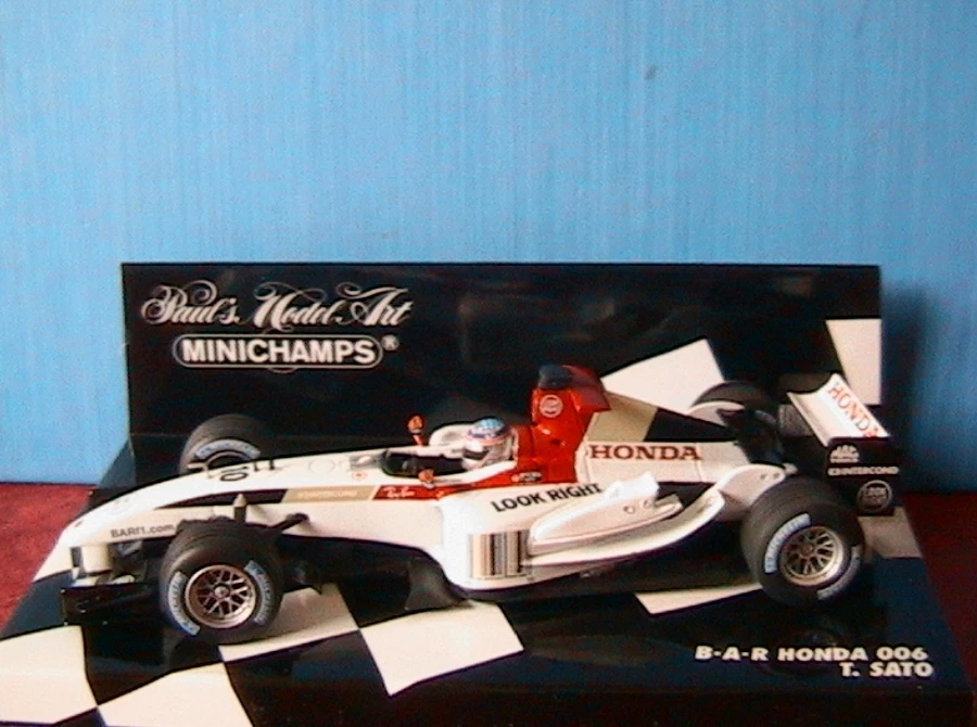 BAR Honda 006 #10 Takuma Sato MINICHAMPS 400040010 1/43 Formel 1 F1 Look Rechts - Bild 1 von 1