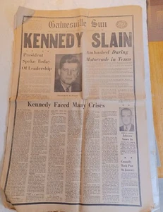 * RARE Kennedy Slain 5 Cent GAINESVILLE SUN Newspaper Nov. 22nd 1963 - Picture 1 of 3