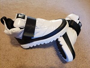 Sorel Women's OUT N ABOUT PUFFY White & Black waterproof / Snow Boots - Size 8
