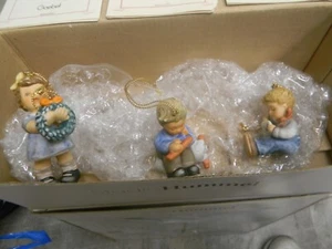 STUDIO HUMMEL (6) BOXES-(3) HANGING ORNAEMENTS - Picture 1 of 10
