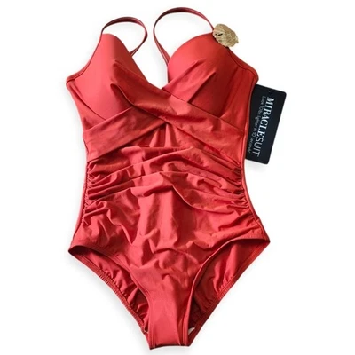 Traje de baño Miraclesuit naranja cautivate de una pieza. Talla 12 Foto 1 de 4