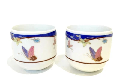Canecas pequenas de cerâmica copos de saquê flores borboleta azul rosa asiático conjunto de 2 bebidas - Imagem 1 de 4