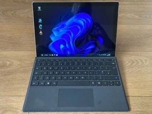 Microsoft Surface Pro 5 1796 12.3” M3-7Y30 4GB 128GB SSD Win 11 Pro Keyboard - Picture 1 of 11