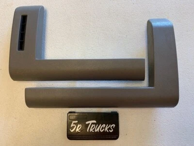 88-94 OBS Chevy/GMC 1500 2500 3500 Lower Dash Trim Molding Right Side OEM GRAY - Image 1 of 2