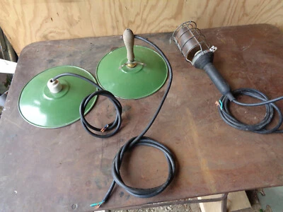 3 Anciennes lampes de cour de ferme baladeuse atelier design industriel Loft - Photo 1/4