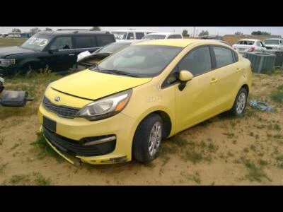 Used Front Right Lower Lower Control Arm Front fits: 2016 Kia Rio Front Right Lo - Изображение 1 из 4