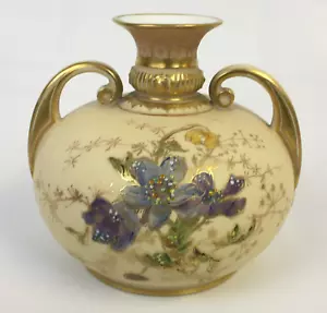 Antique ROYAL CROWN DERBY Small Decorative Vase Late 1800s Floral with Enamel - Foto 1 di 12