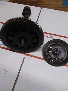 Sears Suburban Onan B43 16hp Camshaft With Steel Governor Gear In Good Condition