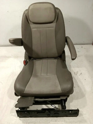 Chrysler Town & Country Touring 2006 segunda fila asiento izquierdo derecho RLJ1 Foto 1 de 4