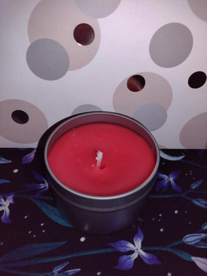 Apple Cinnamon Candle, 2.5oz Tin, Made With Organic Beeswax, Product Of Canada - Image 1 of 1