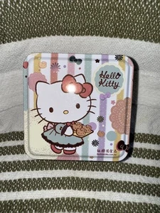 Hello Kitty/Sanrio quadratische leere Keksdose (keine Kekse) Kawaii 4”x 4” x 2” - Bild 1 von 6