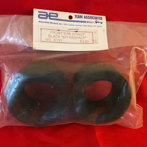 Vintage Team Associated 8131 Front Tire Donut black kit asphalt RC Car - Picture 1 of 3