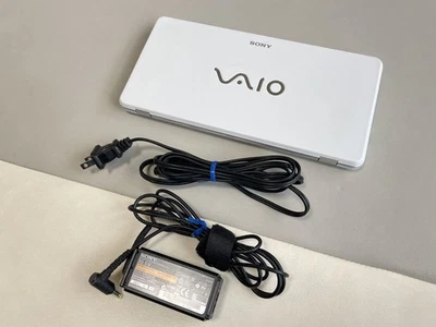 SONY VAIO type P VGN-P70H White RAM 2GB Intel Atom Z520 1.33 GHz - Image 1 of 4