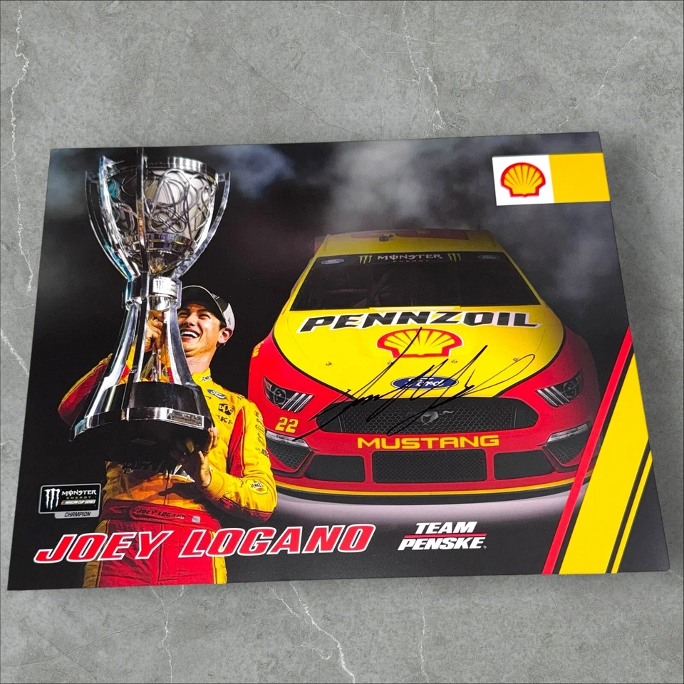 Joey Logano 2018 ENNZOIL PENKE #22 CUP SERIES firmado 3X NASCAR CHAMP foto V3 Foto 1 de 1