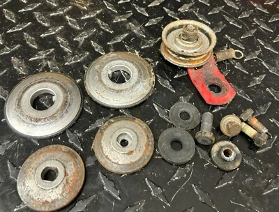 CRANKSHAFT PULLEY SET  756-0569, 956-0984    MTD SNOWBLOWER 31B-611D352     {26} - Image 1 of 4