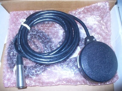 LINEMASTER Dolphin Footswitch D41-SNO28 w/ LEMO 5 Pin Connector & 6' Cor