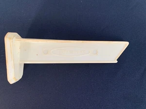 Vintage Tupperware Lid Seal Keeper Holder Hanger Wall Door Mount 490 - Picture 1 of 6