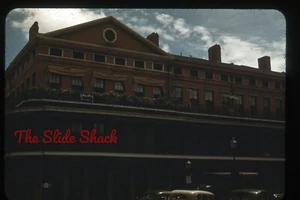 New Orleans Straßenszene alte Autos Pontalbo 1947 roter Rand Kodachrome Dia - Bild 1 von 1
