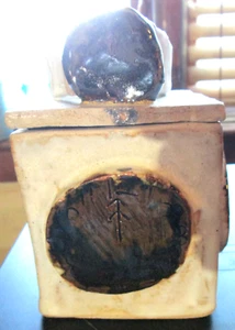 SCATOLA E COPERCHIO OROLOGIO DA POLSO VINTAGE STRAVAGANTE QUADRATO CERAMICA "CLOCK FACE", USATO - Foto 1 di 14