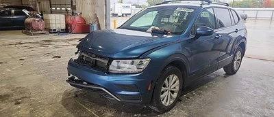 2018 Volkswagen Tiguan Transmission OEM 221K Miles - LKQ438542809 - Image 1 of 4