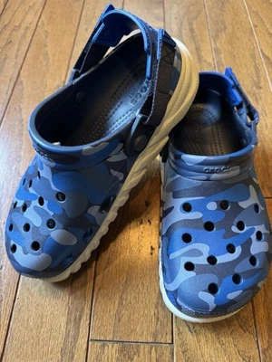 Zueco Crocs Child Duet Max II TALLA 5 Big Kid azul camuflaje nuevo sin etiquetas Foto 1 de 4