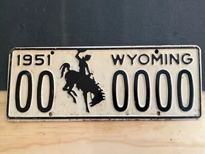 1951 Wyoming SAMPLE License Plate Tag 00 0000 - Picture 1 of 3