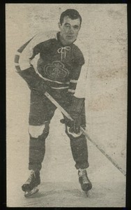 1952-53 St. Lawrence Sales QSHL Fred Burchell #6 - Montreal Royals  VG