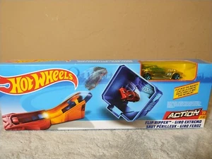 Hot Wheels Action Flipper Ripper with Exclusive Black Car Mattel  - Picture 1 of 14