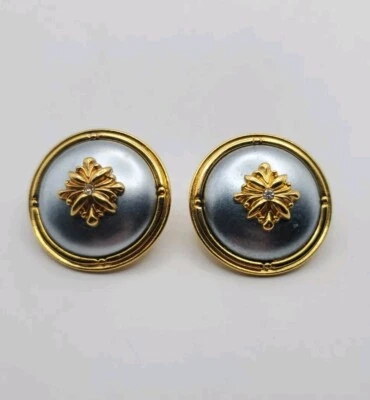 Pendientes perforados vintage Avon gris perla satinado tono dorado estrás ornamentado Foto 1 de 4