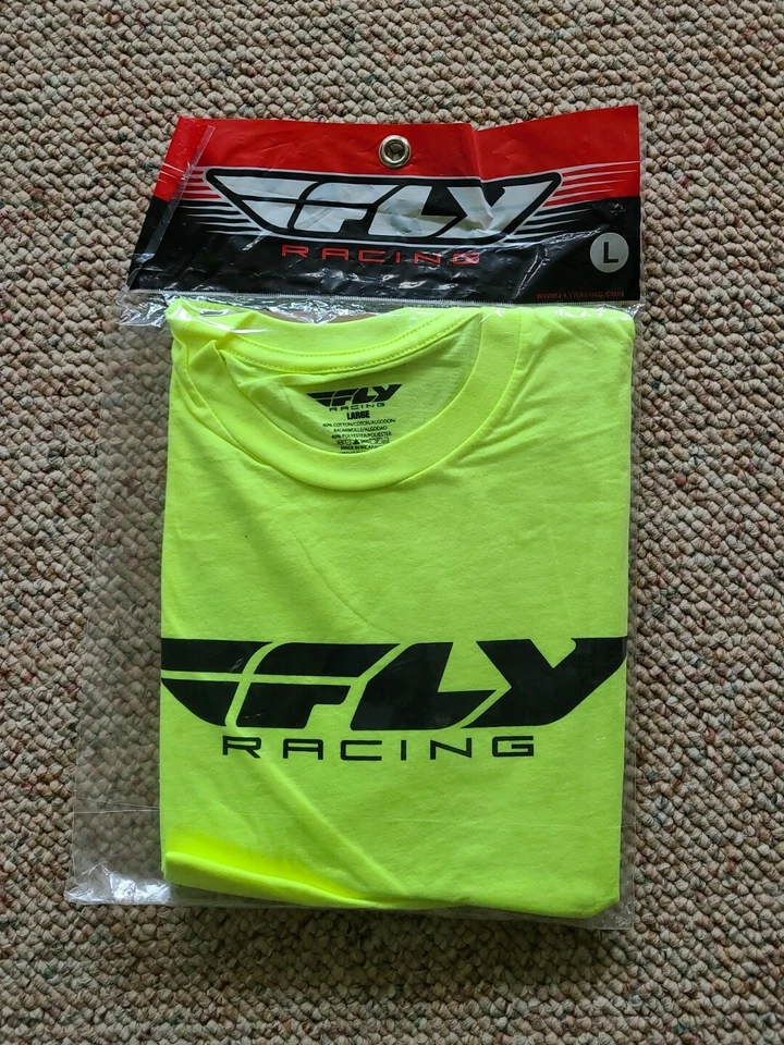 Nueva Camiseta Fly Racing Informal Logo Corporativo Para Hombre Amarilla Manga Corta Foto 1 de 4