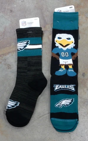 2 Pack NFL Philadelphia Eagles Socks Gift First String Flag Mascot Medium Green Cover