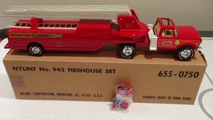NIB 1984 NYLINT 942 Aerial Ladder Ford F350 pickup truck EXCLUSIVE Firehouse Set - Picture 1 of 14
