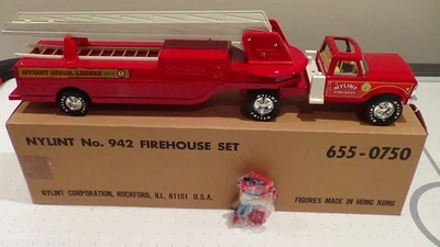 NIB 1984 NYLINT 942 Aerial Ladder Ford F350 pickup truck EXCLUSIVE Firehouse Set - Image 1 of 4