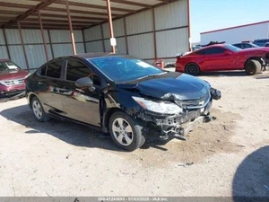 Radiator With Temperature Sensor Port Fits 16-17 CRUZE 2093548 - Imagen 1 de 12