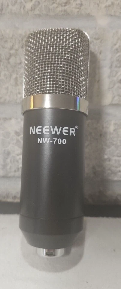 `Neewer nw-700 Condenser Microphone. Mic Olny.  - Image 1 of 4