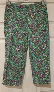 Pantalones Cortos Capri Krazy Larry Talla 4 Multicolor Floral Calce Ajustado Usados en Excelente Condición - Imagen 1 de 4