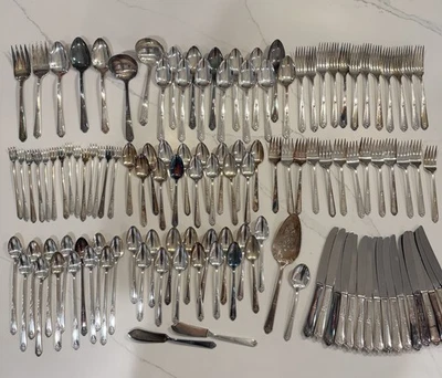 Oneida SWEET BRIAR 1948 Tudor Silverplate 123-Pc Service for 12 + Bonus Pieces - Image 1 of 4