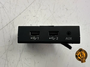 AUDI Q7 BENTLEY BENTAYGA 2017-2020 consola central puerto USB CONECTOR AUXILIAR 4M0035736A - Imagen 1 de 6