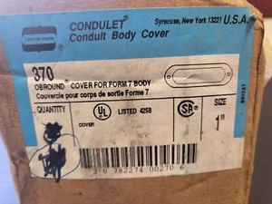 Crouse-Hinds 370 , 1", Obround Cover For Form 7 Body - Picture 1 of 3