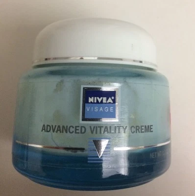 Crema de vitalidad Nivea Visage Advance.   Tarro de vidrio raro sellado de fábrica de 1,7 fl oz Foto 1 de 2