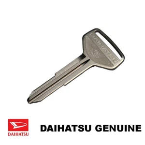 Genuine Daihatsu Hijet Blank key 08198-K9000 S200P S210P S201P S211P Mini Truck - Imagen 1 de 8