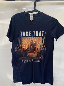 Take That 2017 Wonderland T-shirt  Navy Size Small - Picture 1 of 3
