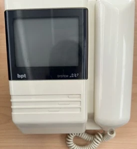 BPT SYSTEM 200 - VM / 200 BB + STAFFA BPT VKP /203 BB - VIDEOCITOFONO - Foto 1 di 3