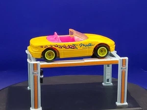 1993 Hot Wheels Blue Card #172 MAZDA MX-5 MIATA, Lime wheels Loose - Picture 1 of 6