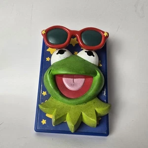 Vintage Kermit der Frosch Lichtschalter Abdeckplatte Sonnenbrille Muppets Henson 1985 - Bild 1 von 11