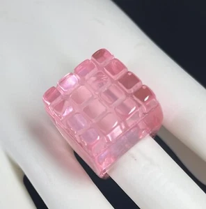 Chunky Lucite Square Ring Pink Cube Size 8 Retro Statement Runway - Picture 1 of 9