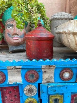 Rare Old Ancient Wooden Hand Carved Lacquer Painted Tika Kumkum Powder Box - Imagem 1 de 4