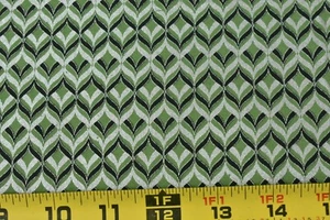 20" Long, Metallic-Silver & Green Diamonds Quilt Cotton. Hoffman/Alchemy, P5321 - Picture 1 of 7