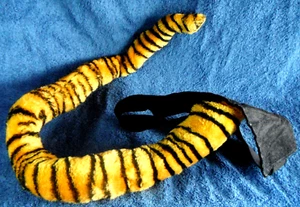 *20202* Tiger tail dress up - adjustable posable - unisex - 70cm - Picture 1 of 3